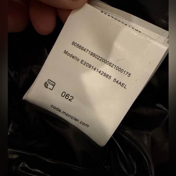 Moncler Badyf Hooded Down Jacket size 2 - Picture 15 of 17